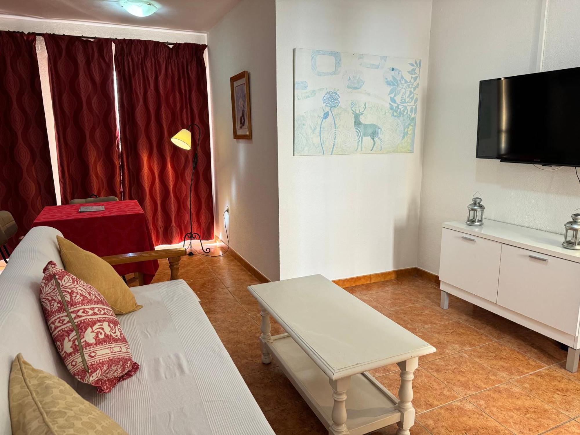 Apartamentos Turisticos Yamasol フエンヒロラ エクステリア 写真